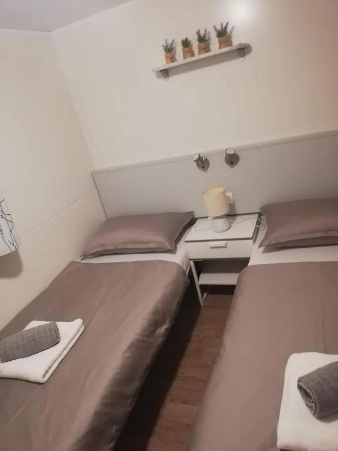 Mobile Home Happy Summer Biograd Na Moru