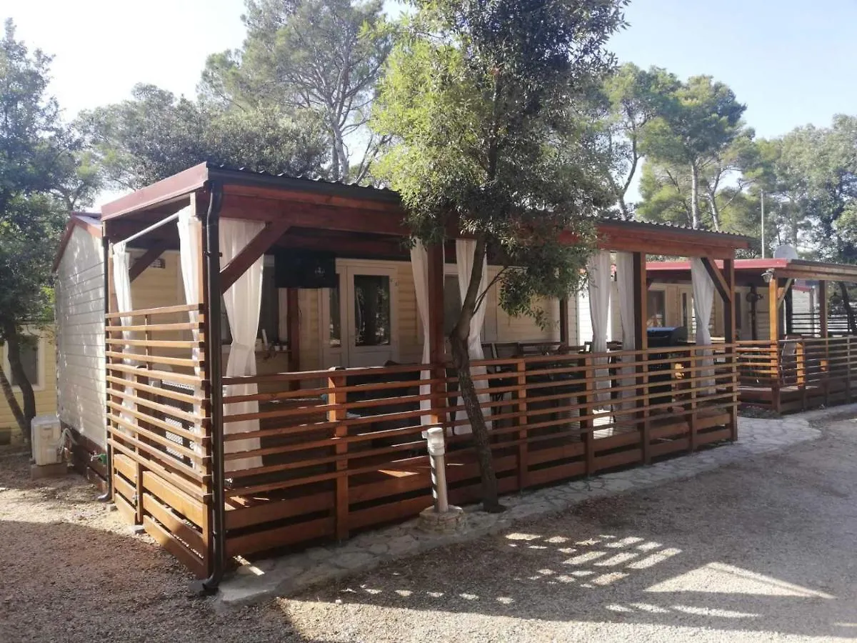 Mobile Home Happy Summer Biograd Na Moru