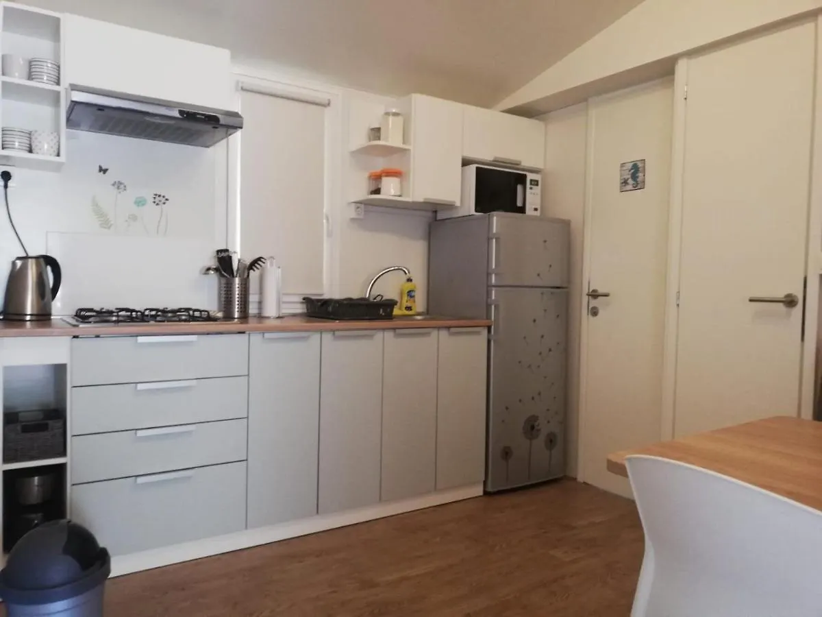 Mobile Home Happy Summer Biograd Na Moru Croatia